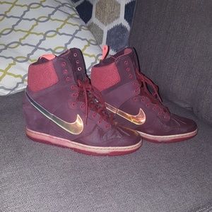 Women's Dunk Sky Hi Wedge Sneaker boot